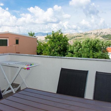 Apartments Sv. Jelena 2 Pag Town Extérieur photo