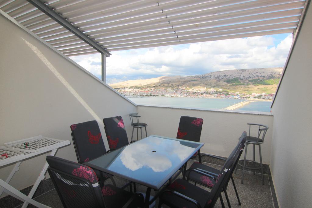 Apartments Sv. Jelena 2 Pag Town Extérieur photo