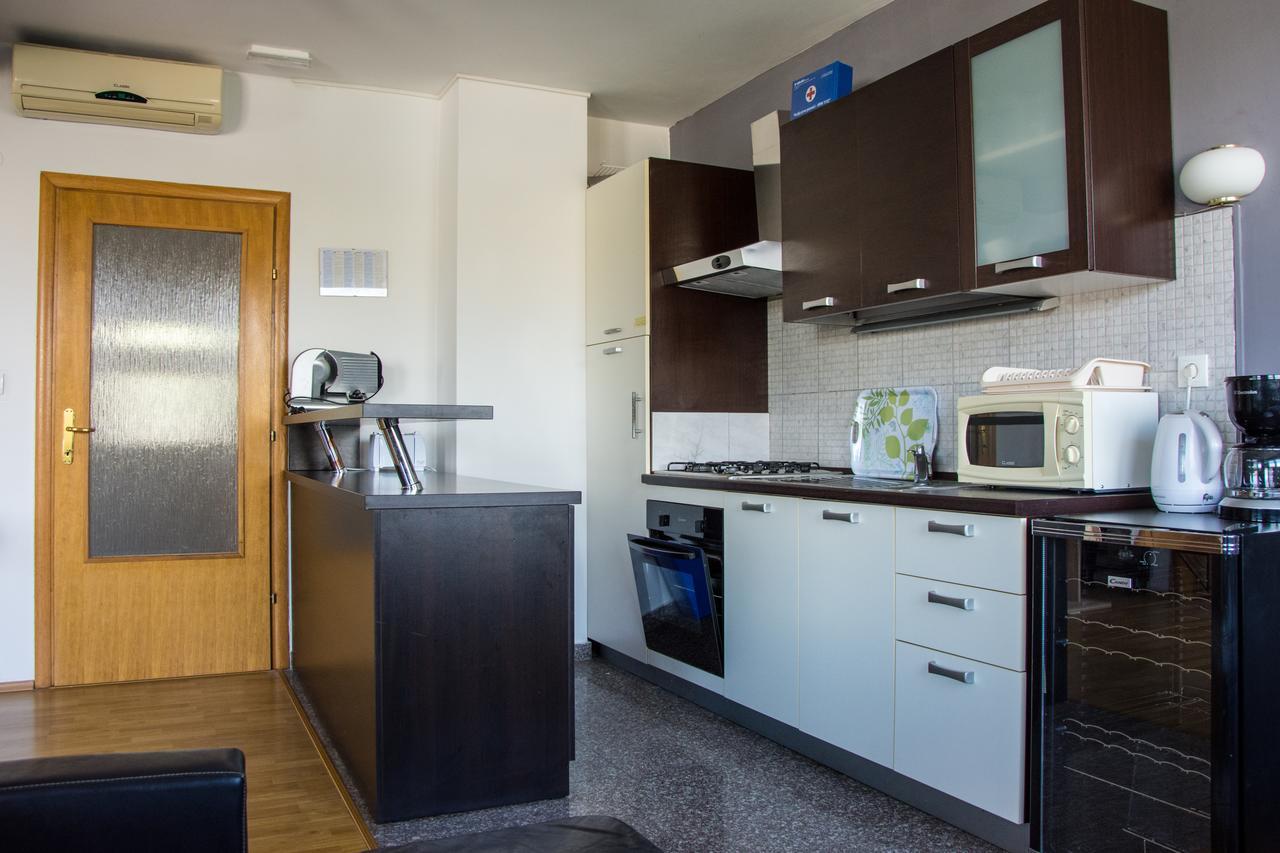 Apartments Sv. Jelena 2 Pag Town Extérieur photo