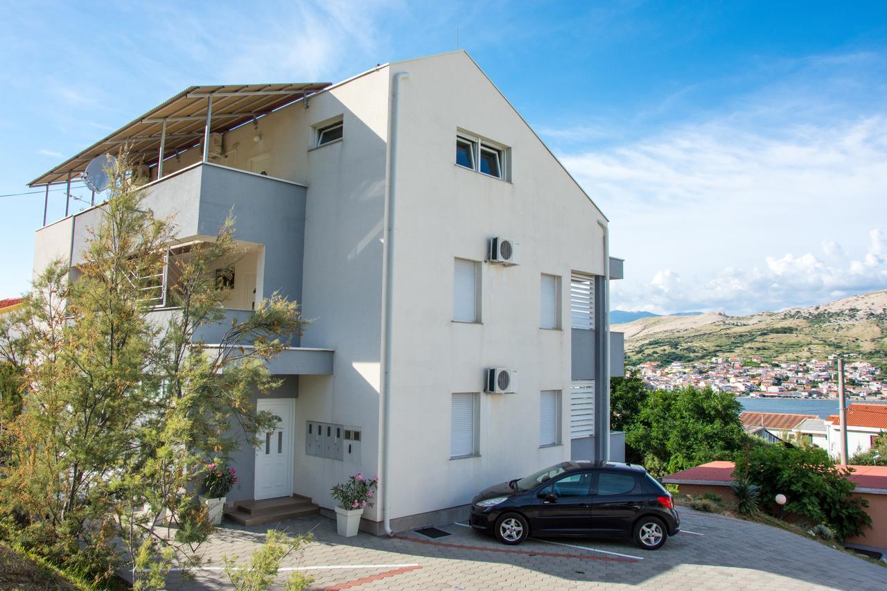 Apartments Sv. Jelena 2 Pag Town Extérieur photo