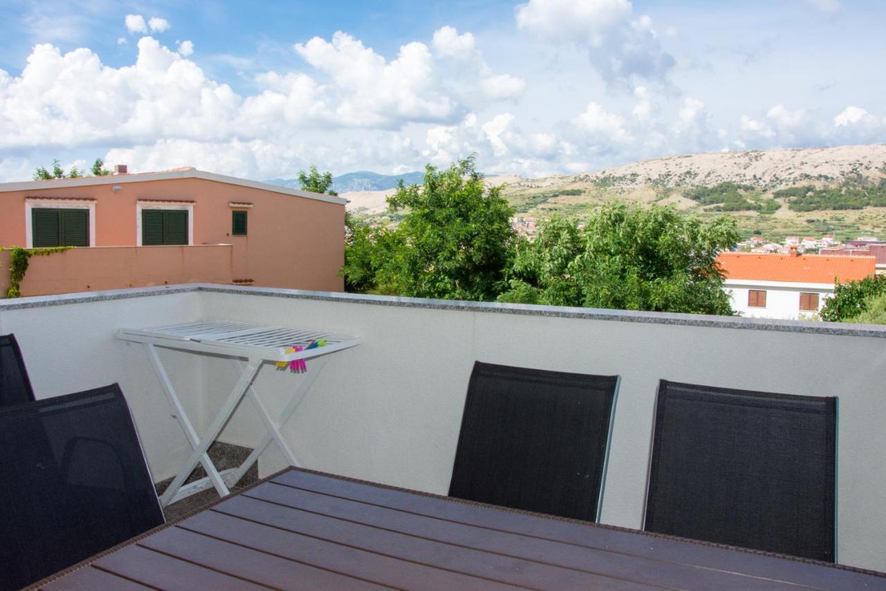 Apartments Sv. Jelena 2 Pag Town Extérieur photo