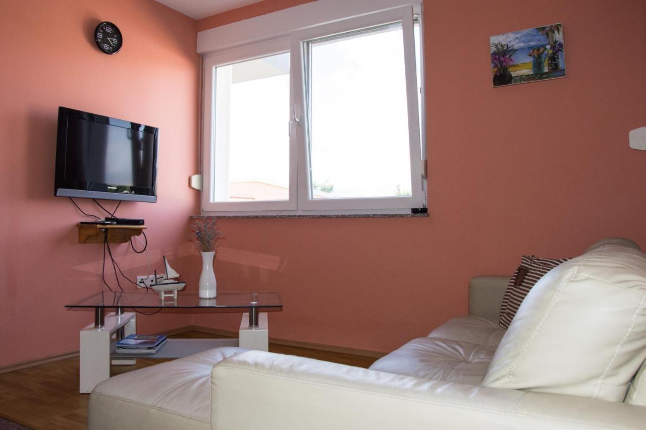 Apartments Sv. Jelena 2 Pag Town Extérieur photo