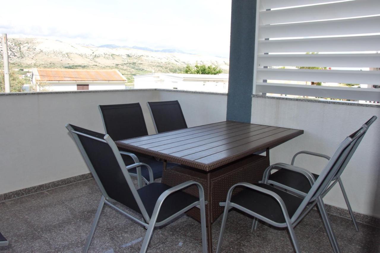 Apartments Sv. Jelena 2 Pag Town Extérieur photo